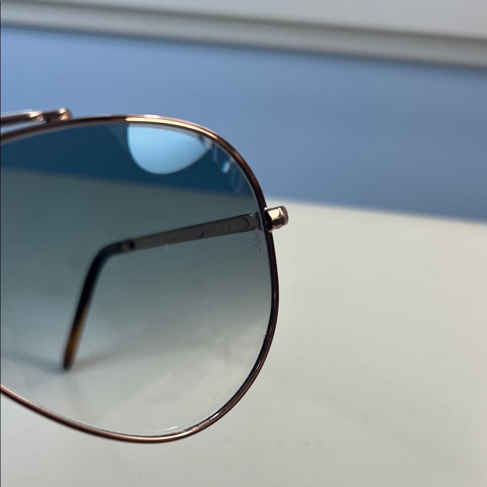 Ray-Ban Aviator Sunglasses - Picture 4 of 6